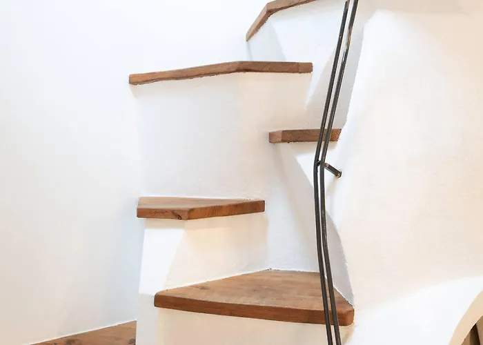 Tiny Loft With Jacuzzi Lägenhet