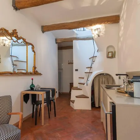 Tiny Loft With Jacuzzi Беллано