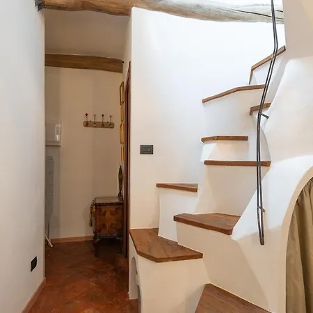 Tiny Loft With Jacuzzi * Bellano