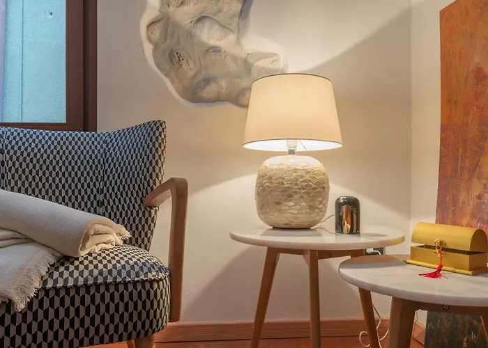 Tiny Loft With Jacuzzi Bellano